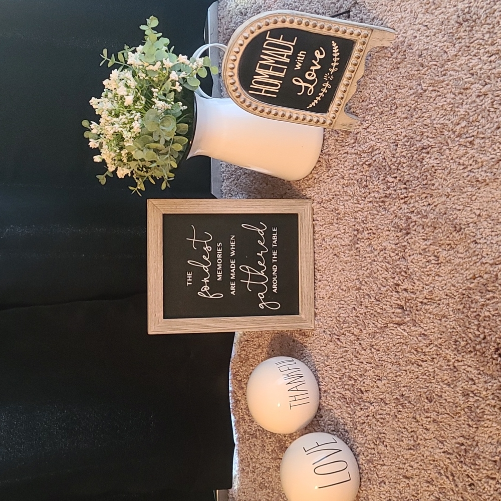 Farmhouse kitchen decor
